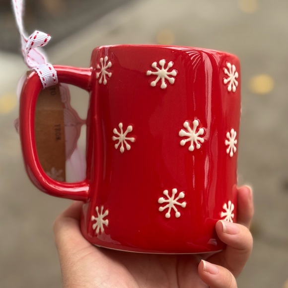 Rae Dunn Christmas mug ‘TIS THE SEASON - Picture 2 of 4